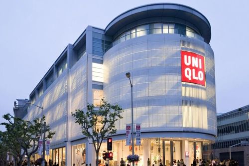 Uniqlo dự kiến lợi nhuận tăng 26% khi Trung Quốc phục hồi