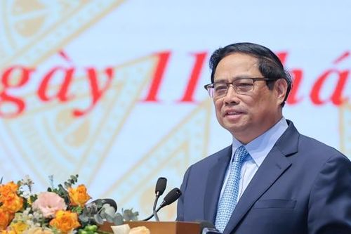 Thủ tướng: Chính phủ cam kết luôn sát cánh, đồng hành cùng doanh nghiệp