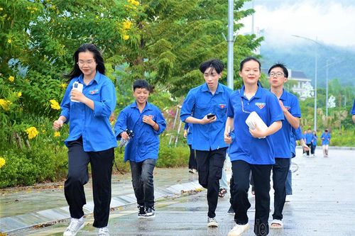 Những bước chân vì cộng đồng