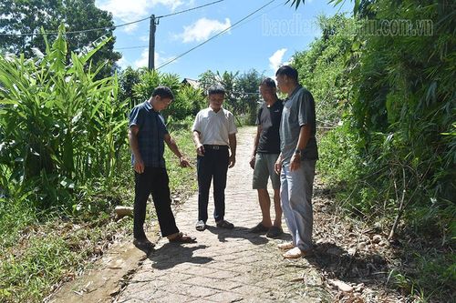 Về nơi Đảng mạnh, dân giàu (1)