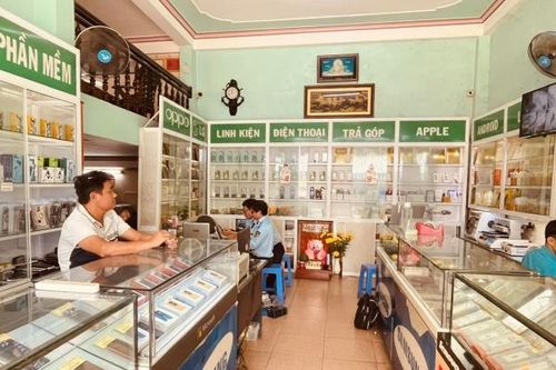 Đội Quản lý thị trường số 2: Xử phạt một doanh nghiệp kinh doanh phụ kiện điện thoại số tiền 25 triệu đồng