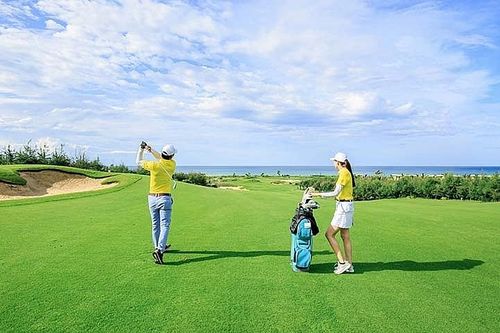 Ngành golf đang mang lại nhiều nguồn lợi kinh tế và cơ hội việc làm cho Việt Nam