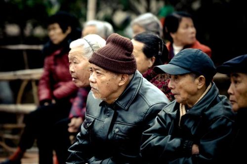 Trung Quốc đối mặt với thách thức dân số già hóa