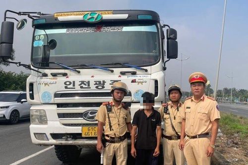 Bình Dương: Bắt giữ nam thanh niên 17 tuổi trộm xe ô tô tải