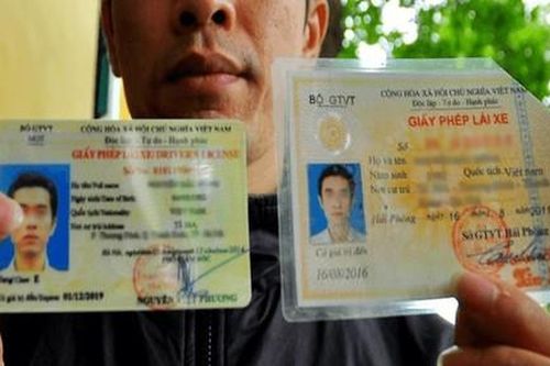 TPHCM: Người dân muốn đổi bằng lái xe môtô từ vật liệu giấy sang PET nên đăng ký qua tổng đài