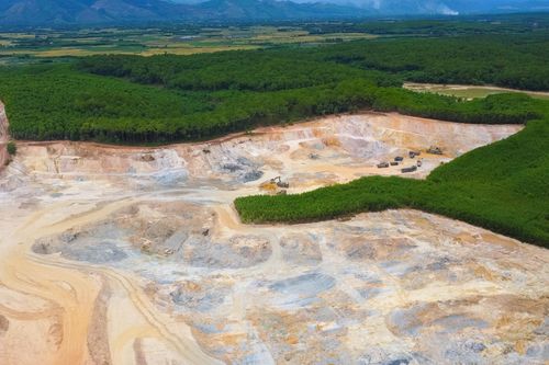 Doanh nghiệp chiếm đất khai thác đất sai phép: Xem xét chấm dứt hoạt động