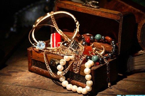 Hành lý ký gửi không được mang theo những gì?