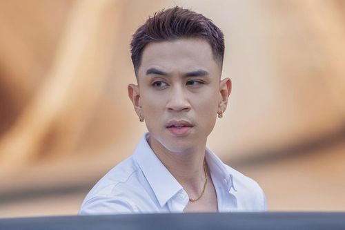 Ca sĩ Dương Edward giải thích lý do tự tay xóa 3 MV thu hút 150 triệu 'view'