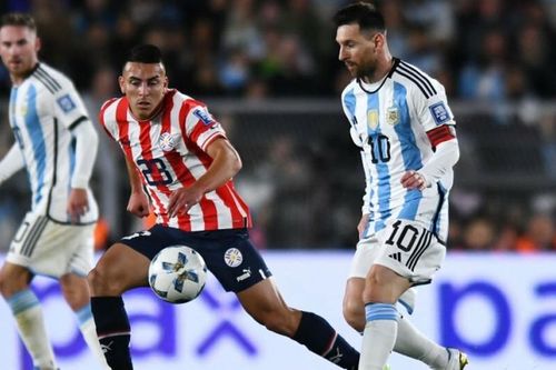 Messi tái xuất, Argentina có chiến thắng thứ 3 liên tiếp nhờ 'siêu phẩm' hiếm thấy