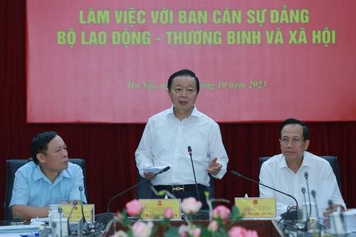 Không tách rời vấn đề xã hội và phát triển kinh tế