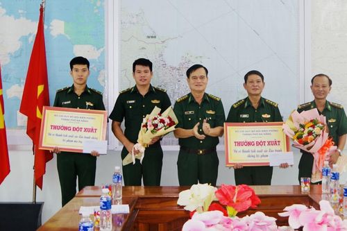 Nhiều đơn vị Biên phòng được tuyên dương, khen thưởng