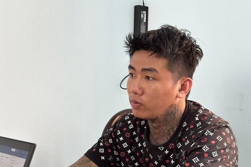 Bắt kẻ dùng dao kề vào bụng nam sinh, cướp tài sản ở TPHCM
