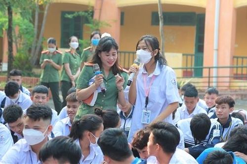 Bạo lực học đường vì sao không dứt?