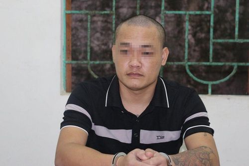 Công an Nghệ An tìm người bị hại của nam thanh niên 'nổ' làm được 'sổ đỏ'