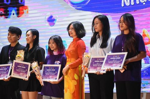 Du hành về thế giới tuổi thơ trong đêm đại nhạc hội 'Nhật ký 20 - 2023: INFINITY'