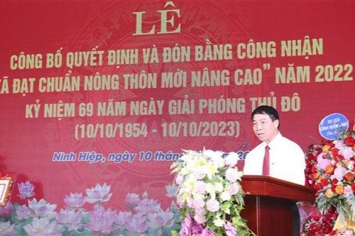 Ninh Hiệp đón nhận danh hiệu Xã đạt chuẩn nông thôn mới nâng cao