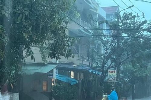 Mưa lũ miền Trung diễn biến rất phức tạp