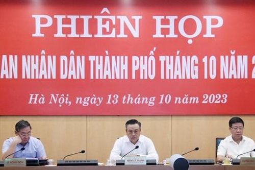 Hà Nội xem xét việc phân cấp cấp giấy phép kinh doanh Karaoke
