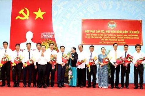 Cần Thơ ra mắt câu lạc bộ nông dân tỷ phú tiêu biểu