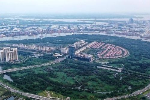 Sao thị trường bất động sản khó khăn mà giá căn hộ không giảm?