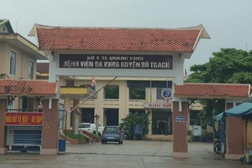 Mẹ con sản phụ tử vong khi chờ sinh ở Quảng Bình, bệnh viện báo cáo gì?