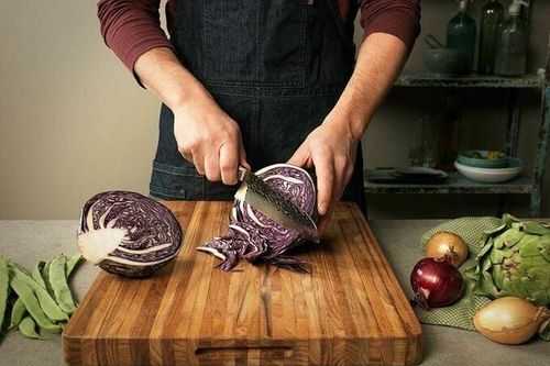 Dao, thớt, đũa... dùng bao lâu nên thay mới?