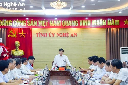 Thường trực Tỉnh ủy giao ban với các ban Đảng và Văn phòng