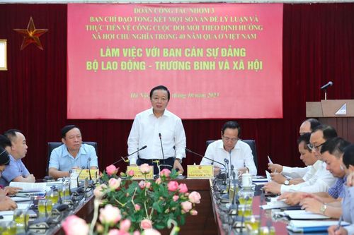 'Chỉ đạt được mục tiêu xã hội khi có mô hình kinh tế bền vững'