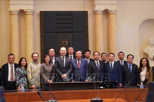 Hà Nội đẩy mạnh quan hệ hợp tác với bang New South Wales (Australia)
