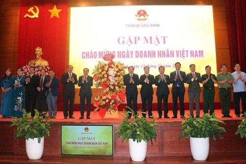 Quảng Ninh gặp mặt doanh nghiệp chào mừng Ngày doanh nhân Việt Nam