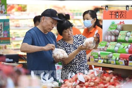 Trung Quốc: Giá tiêu dùng ổn định, sức ép giảm phát vẫn tiếp tục