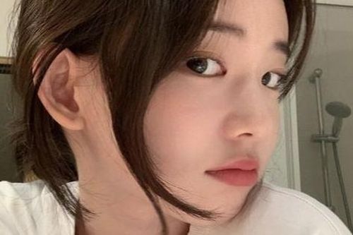 Sáng dậy phụ nữ có 3 biểu hiện này là đang béo lên mà không biết