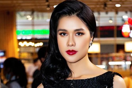 Ca sĩ Phúc Anh: 'Ông xã tôi là doanh nhân, rất ủng hộ vợ đi hát'