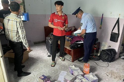 Liên quan vụ 1.459 ống phóng pháo hoa giả mạo Công ty Z121, chủ cơ sở khai gì?