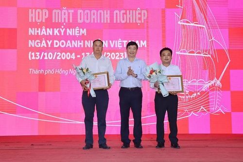 Doanh nhân cần phát huy tinh thần tương trợ để cùng phát triển