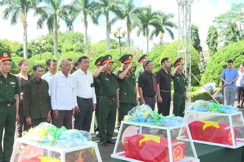 Chư Păh tổ chức lễ cầu siêu, truy điệu và an táng hài cốt liệt sĩ
