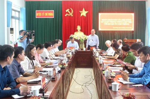Đoàn khảo sát đề tài cấp Nhà nước làm việc với Huyện ủy Chư Prông