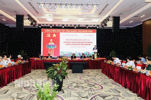Nhiều ý kiến tâm huyết, trách nhiệm tại Hội thảo khoa học Quốc gia 'Những vấn đề lý luận và thực tiễn công tác xây dựng Đảng về chính trị, tư tưởng, đạo đức trong giai đoạn mới'
