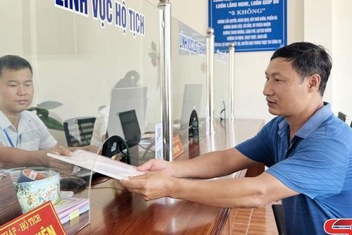 Hiệu quả bước đầu mô hình 'Chính quyền thân thiện, vì nhân dân phục vụ'