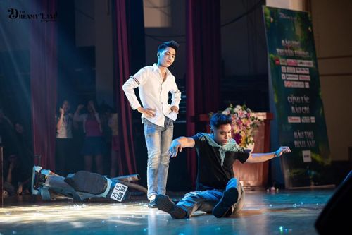 Vở kịch 'Tiệm cầm đồ': Góc nhìn mới mẻ về chữa lành 'đứa trẻ' bên trong