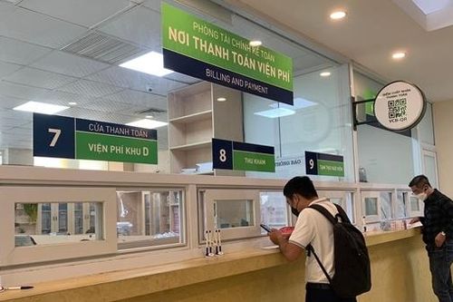 Lãnh đạo bệnh viện chịu trách nhiệm về xây dựng định mức kinh tế - kỹ thuật dịch vụ khám chữa bệnh