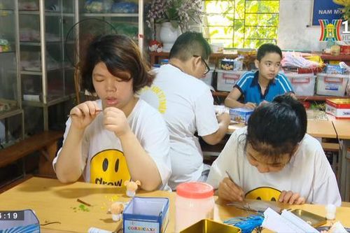 Kết nối việc làm cho người khuyết tật ở Hà Nội
