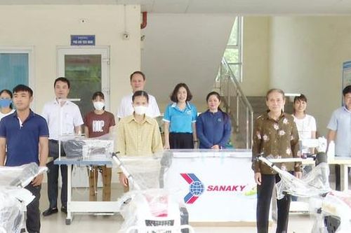 Chung sức trợ giúp những hoàn cảnh khó khăn