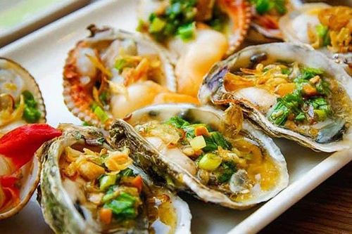 Làm món hàu nướng bằng lò vi sóng tại nhà, nên hay không nên?
