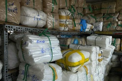 Kinh doanh 600 kg túi đựng thực phẩm không rõ nguồn gốc, 2 doanh nghiệp bị xử phạt gần trăm triệu đồng