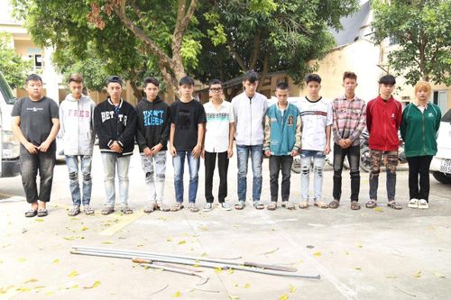Nhóm thanh thiếu niên xuyên đêm, vượt tỉnh...đi đánh nhau