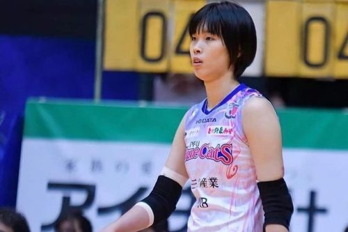 Thanh Thúy chuẩn bị so tài với ngôi sao vô địch bóng chuyền nữ thế giới