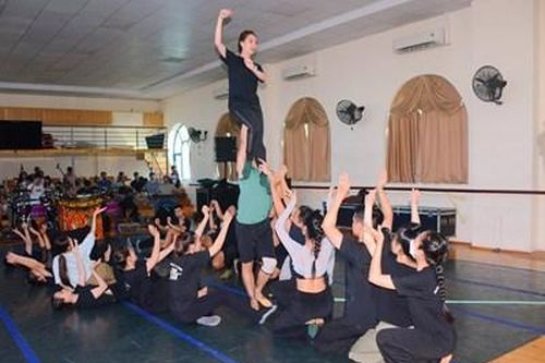 Truyền cảm hứng sáng tạo nghệ thuật