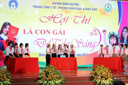 Sôi nổi Hội thi 'Là con gái để tỏa sáng' của học sinh Vĩnh Phúc