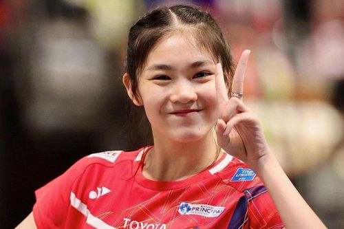 Vẻ đẹp huyền diệu của 'thiên thần' cầu lông Thái Lan